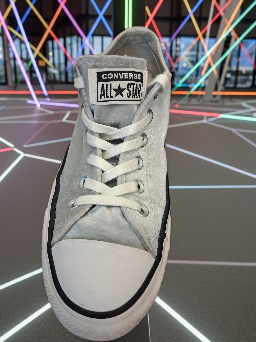 Converse All Star Men’s Light Gray Low Top Sneakers Size 8